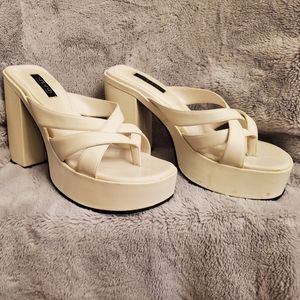 Y2K VTG Splash White Sandal Heels